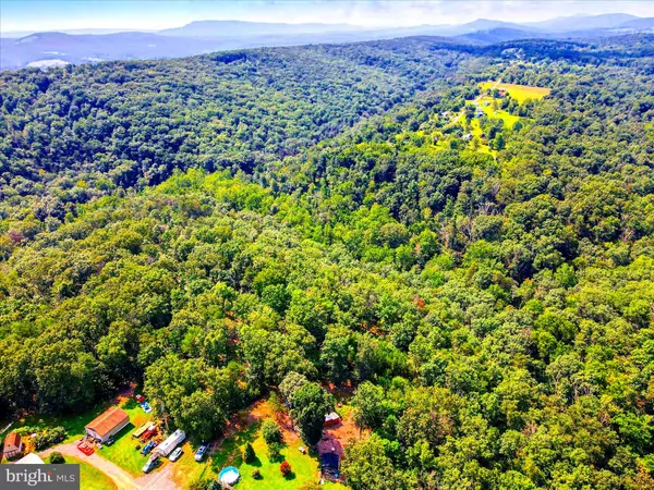 Romney, WV 26757,1306 CREST HAVEN RD