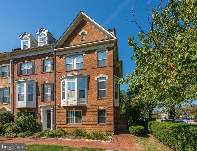 5101 GARDNER DR, Alexandria, VA 22304
