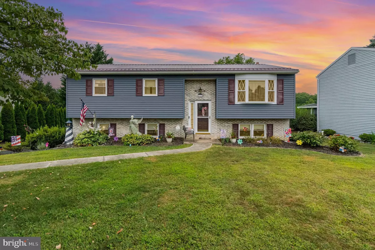 Enola, PA 17025,917 HAWTHORNE ST
