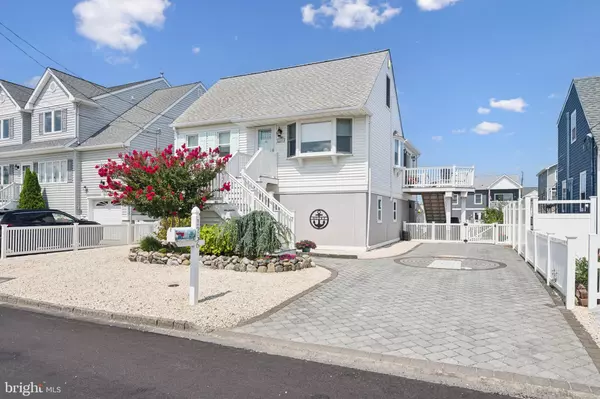 Manahawkin, NJ 08050,1266 PAUL BLVD