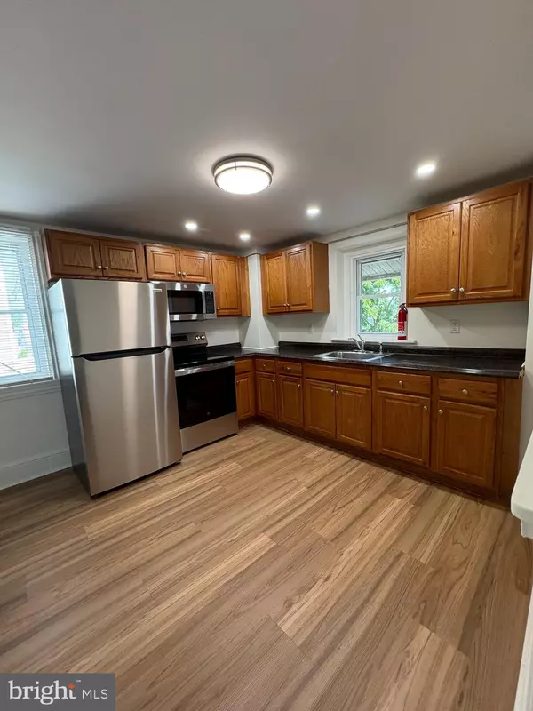 65 N CHURCH ST #2, Spring City, PA 19475
