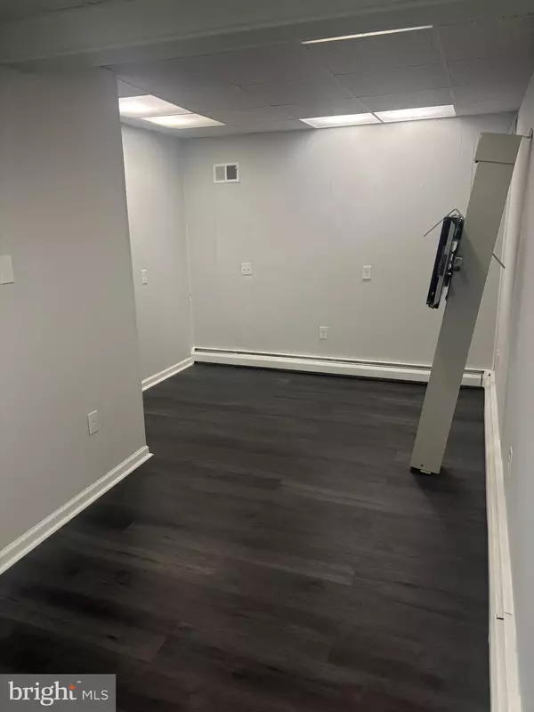 East Norriton, PA 19401,311 W JOHNSON HWY HWY #1ST FLOOR