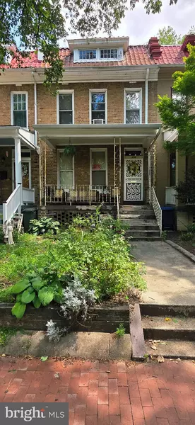 232 KENTUCKY AVE SE, Washington, DC 20003