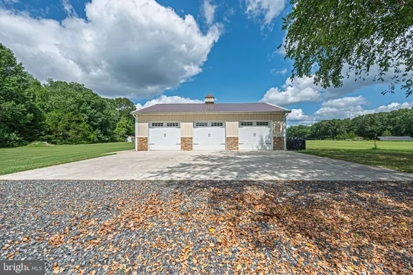 Hammonton, NJ 08037,900 ELWOOD RD #MULLICA TWP