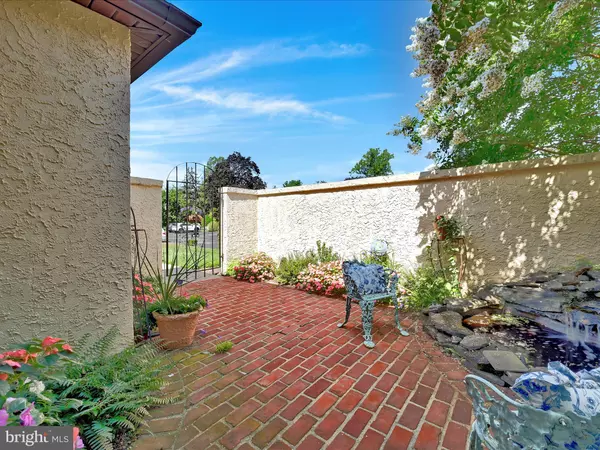 Bryn Mawr, PA 19010,53 PARKRIDGE DR #53