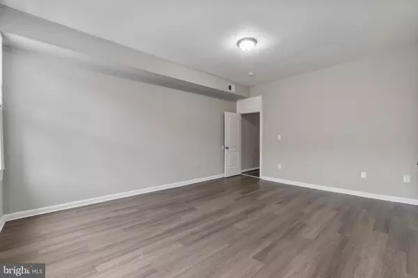 Baltimore, MD 21202,317 E LANVALE ST