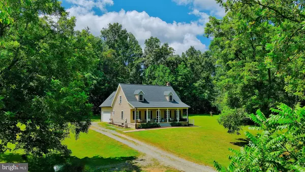 Warrenton, VA 20187,8404 ROGUES RD