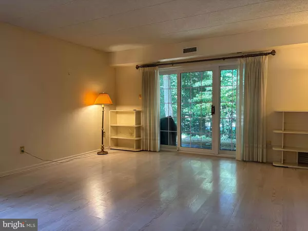 Elkins Park, PA 19027,1201 VALLEY GLEN RD ##211