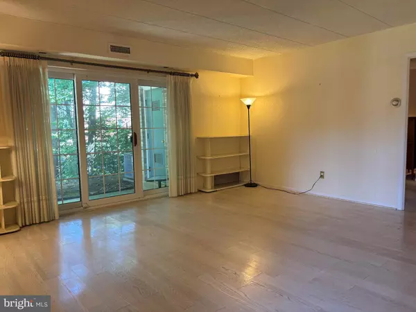 Elkins Park, PA 19027,1201 VALLEY GLEN RD ##211