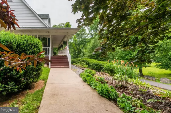 Winchester, VA 22602,430 SADDLEBACK LN