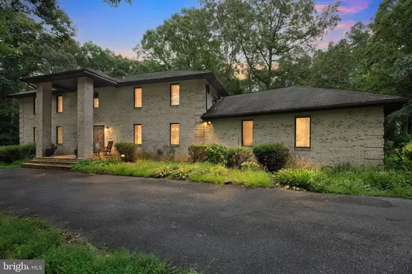 7490 SERENITY DR, Hughesville, MD 20637