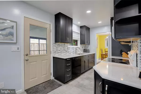 Riva, MD 21140,3033 MARLIN DR