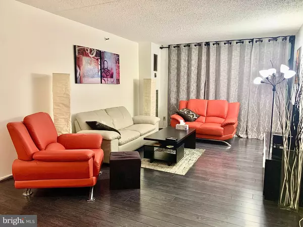 Alexandria, VA 22304,5911 EDSALL RD #801