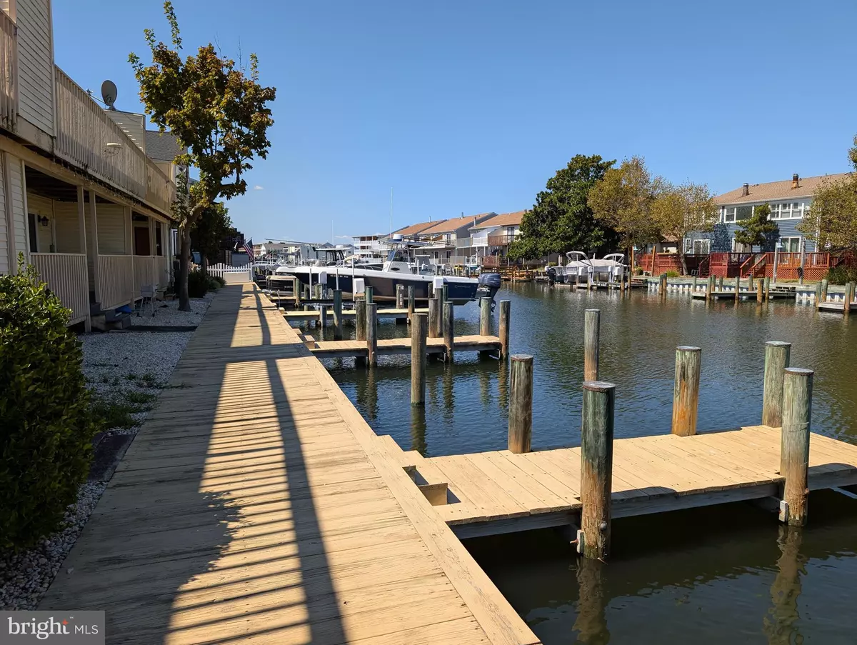 Ocean City, MD 21842,134 CAPTAINS QUARTERS RD #5