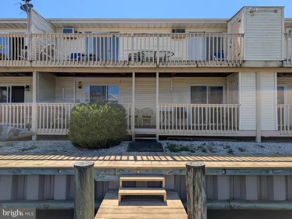Ocean City, MD 21842,134 CAPTAINS QUARTERS RD #5