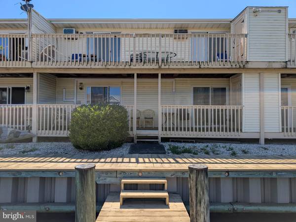 Ocean City, MD 21842,134 CAPTAINS QUARTERS RD #5