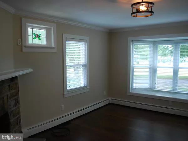 Wayne, PA 19087,18 CLOVER LN