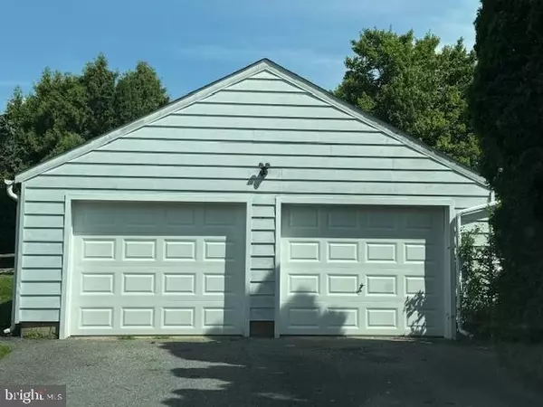 Strasburg, PA 17579,17 W HILLCREST AVE
