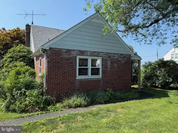 Strasburg, PA 17579,17 W HILLCREST AVE