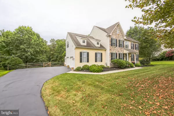 157 BRIDLE PATH LN, Coatesville, PA 19320