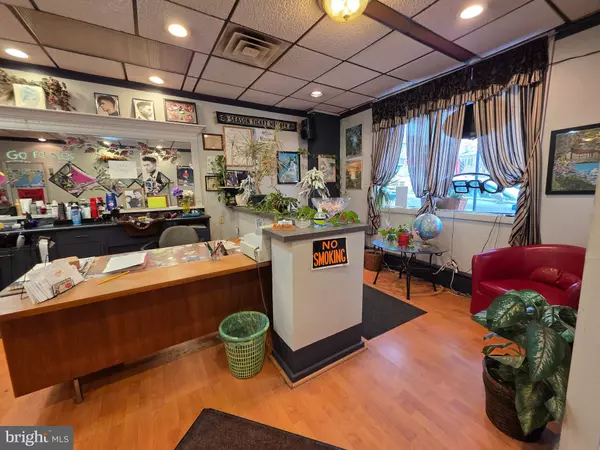Media, PA 19063,20 S ORANGE ST