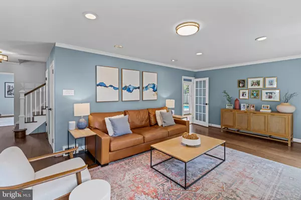 Elkins Park, PA 19027,650 GREEN BRIAR RD