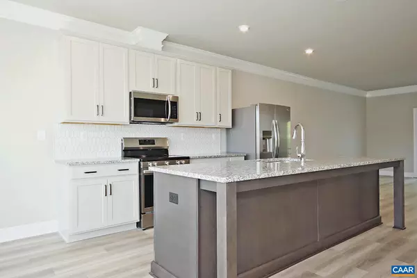 Crozet, VA 22932,2431 ANLEE RD #A