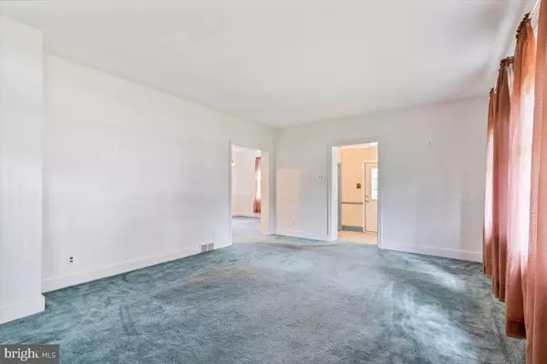 Blue Bell, PA 19422,1025 SKIPPACK PIKE