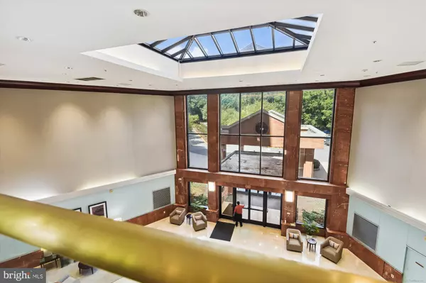 Falls Church, VA 22043,2230 GEORGE C MARSHALL DR #617