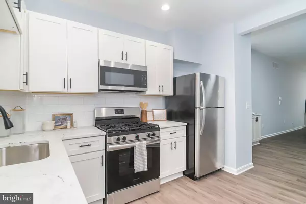 Baltimore, MD 21218,320 E 21ST ST E