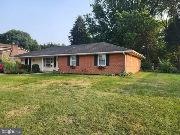 Martinsburg, WV 25401,302 GREENBRIAR RD