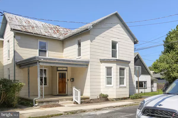 Mechanicsburg, PA 17055,10 S WASHINGTON ST