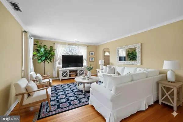 Maple Shade, NJ 08052,57 S TERRACE AVE