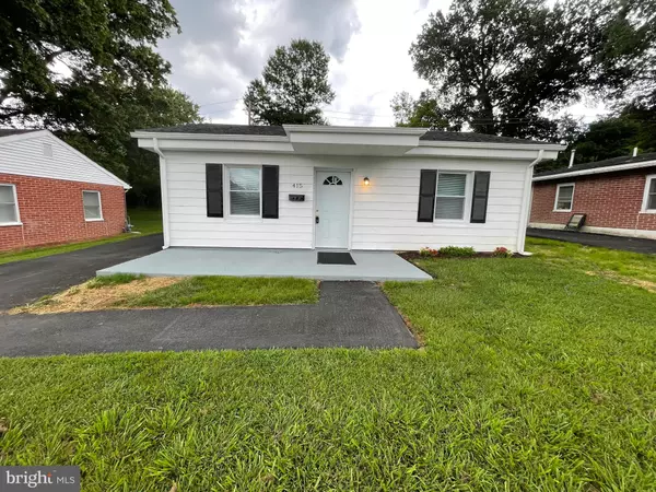 415 CARVER DR, Wilmington, DE 19801