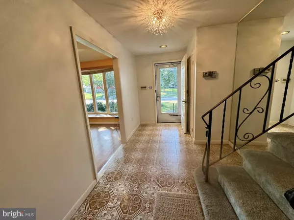 Huntingdon Valley, PA 19006,1861 LIPPINCOTT RD