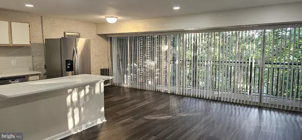 1802 METZEROTT RD #503, Hyattsville, MD 20783