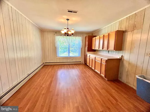 Martinsburg, WV 25405,223 STOTELMYER LN