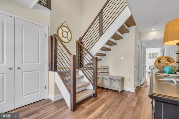 Manahawkin, NJ 08050,108 ELIZA LN