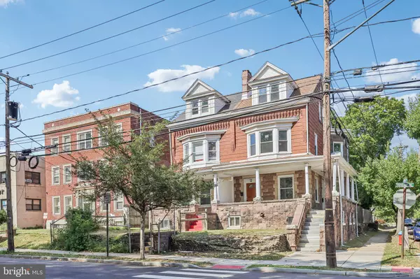 Trenton, NJ 08618,1054 STUYVESANT AVE