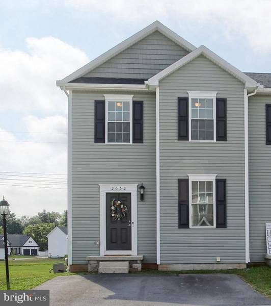 2632 BROWNSTONE DR, Dover, PA 17315