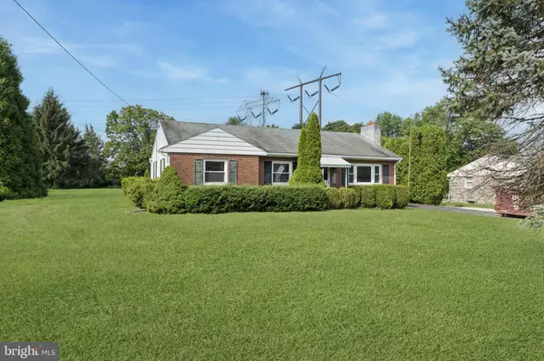 Royersford, PA 19468,43 OAK LN