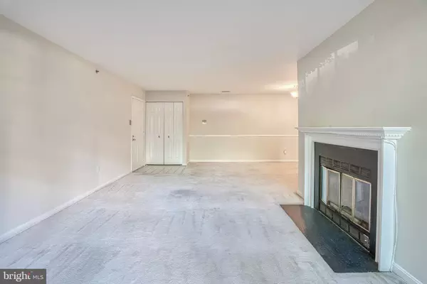 Sparks Glencoe, MD 21152,14205 QUAIL CREEK WAY #101