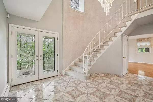 Huntingdon Valley, PA 19006,3617 SIPLER LN