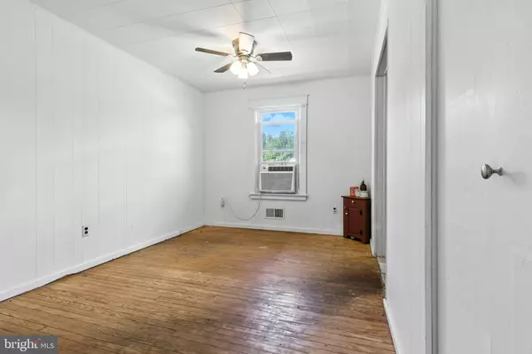 Manchester, PA 17345,1055 2ND AVE