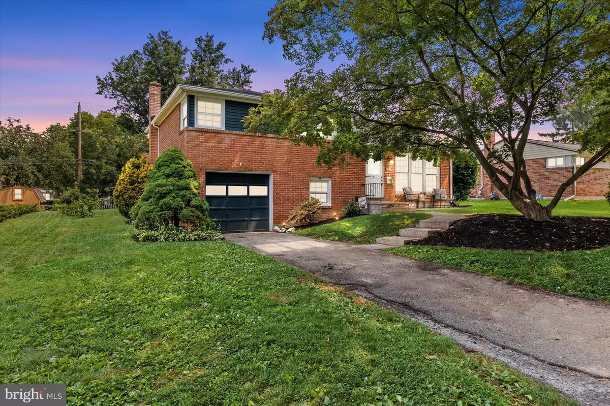 York, PA 17402,2445 BRADFORD DR