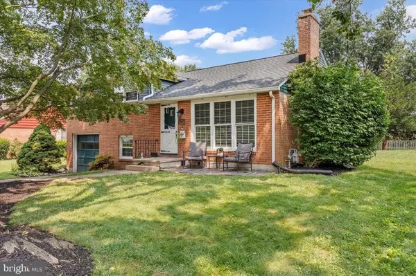 York, PA 17402,2445 BRADFORD DR