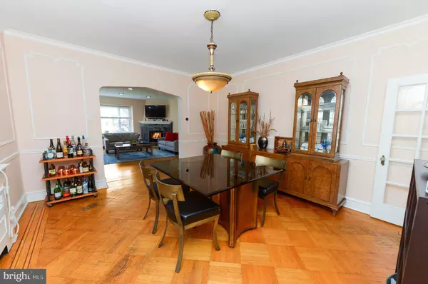 Philadelphia, PA 19119,523 E ALLENS LN