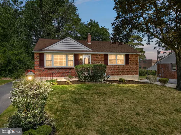 415 PINECREST RD, Norristown, PA 19403