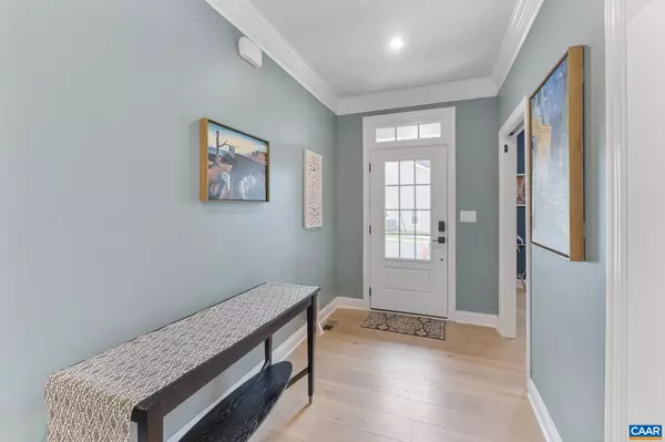 Crozet, VA 22932,2072 DUNWOOD DR