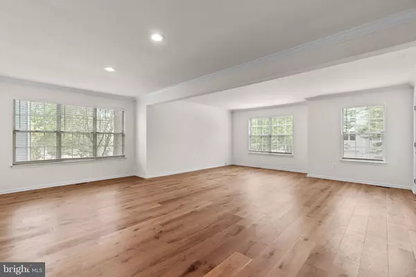 Columbia, MD 21044,5317 CHASE LIONS WAY